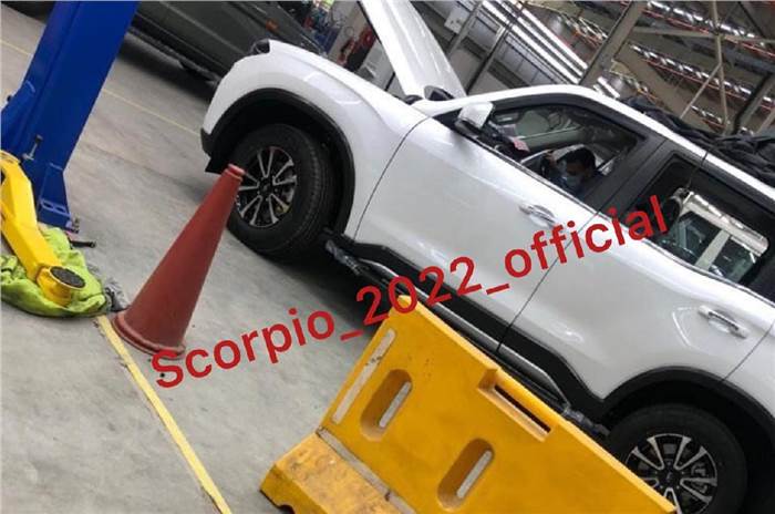 Scorpio (Z101) side 